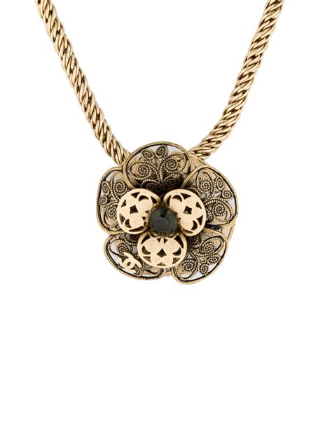 pendentif camelia chanel|chanel camelia long necklace.